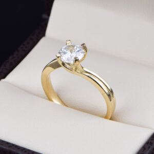Anillo de compromiso oro 14k con zirconias soloz-008