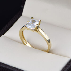 Anillo de compromiso oro 14k con zirconias SOLOZ-019