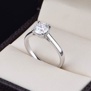 Anillo de compromiso oro 14k con diamante de laboratorio SDIAMLAB-012