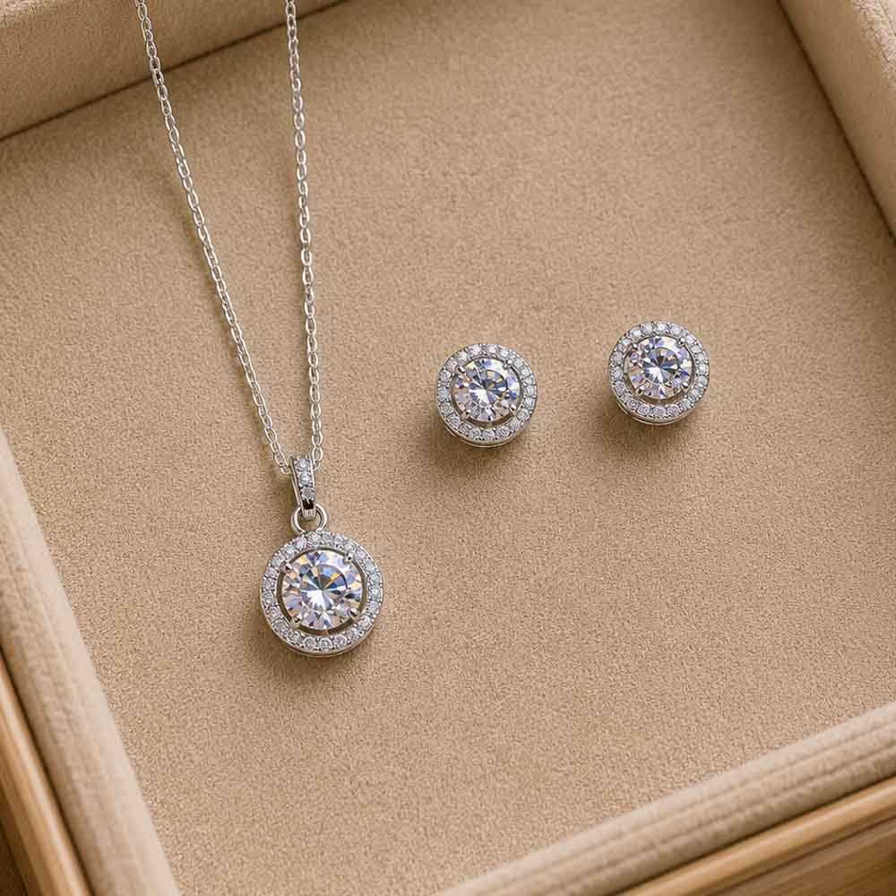 Sets de Cadenas con Dijes y Aretes