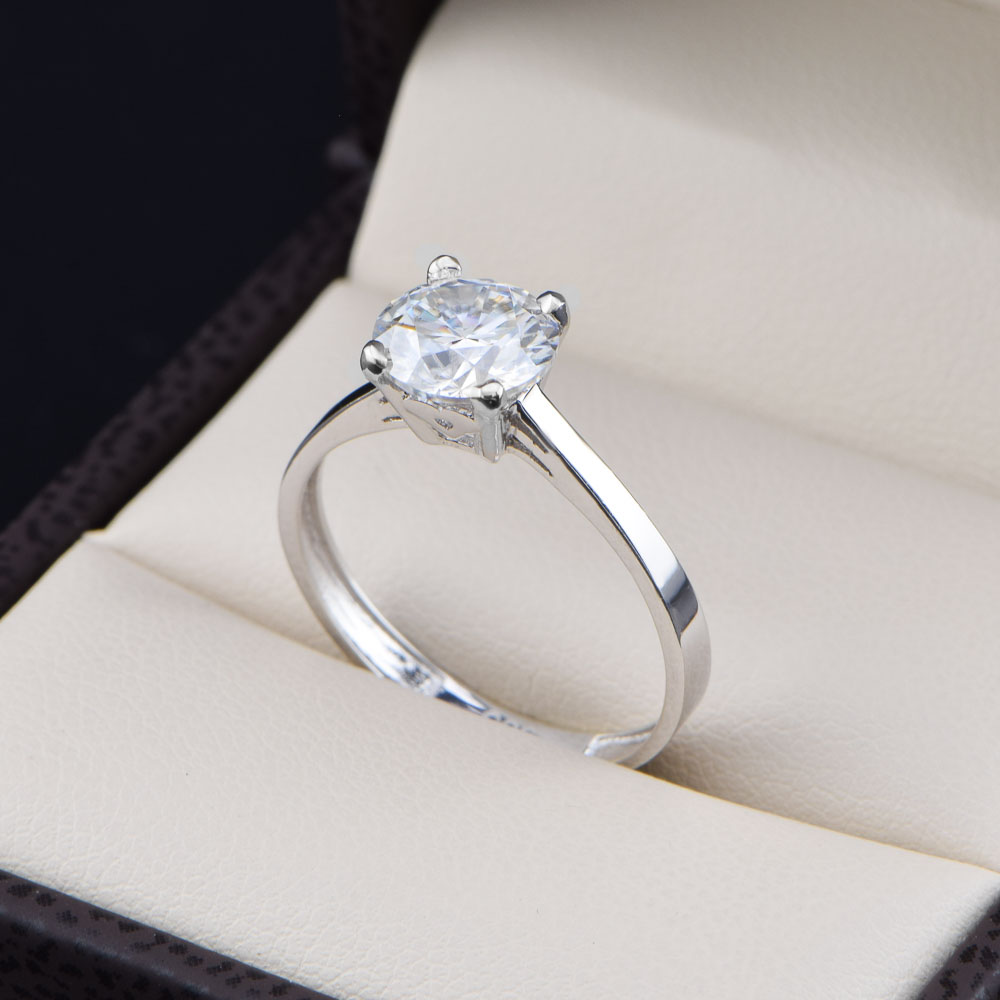 Anillo de Compromiso Solitario Oro Blanco 14k con Moissanita 1.50CT Corte Brillante